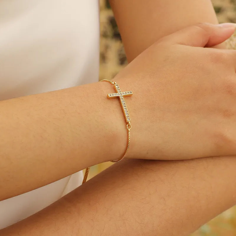 Pulsera Cruz Brillante | Chapado en Oro 18K con Circonitas