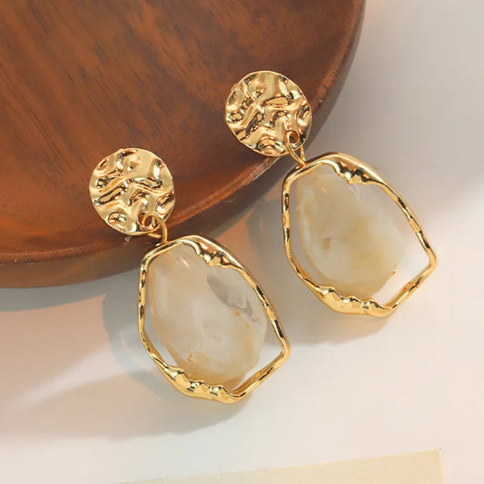Pendientes Elegance Nácar Blanco | Colgante Dorado y Nácar